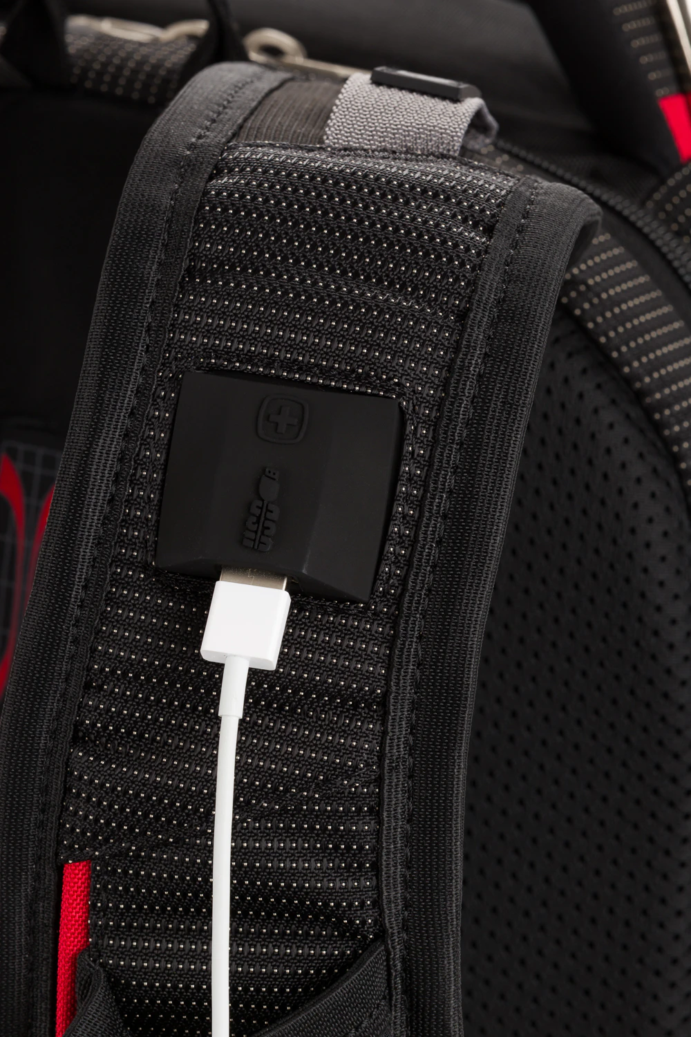 Swissgear 5358 USB ScanSmart Laptop Backpack Black/Red