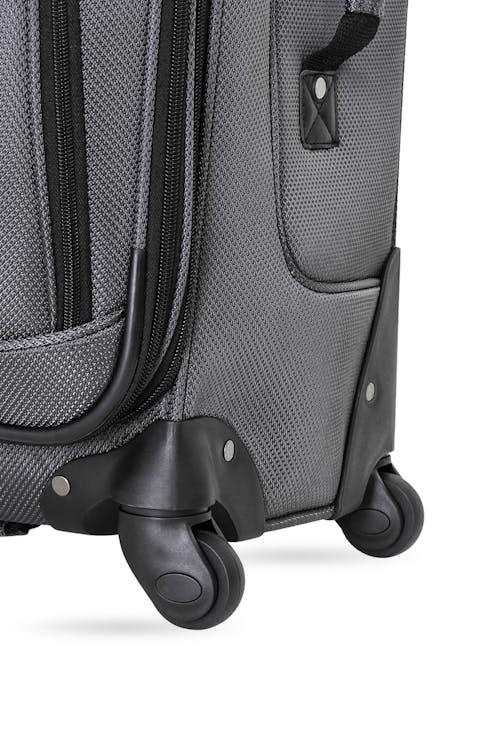 swiss gear 21 spinner