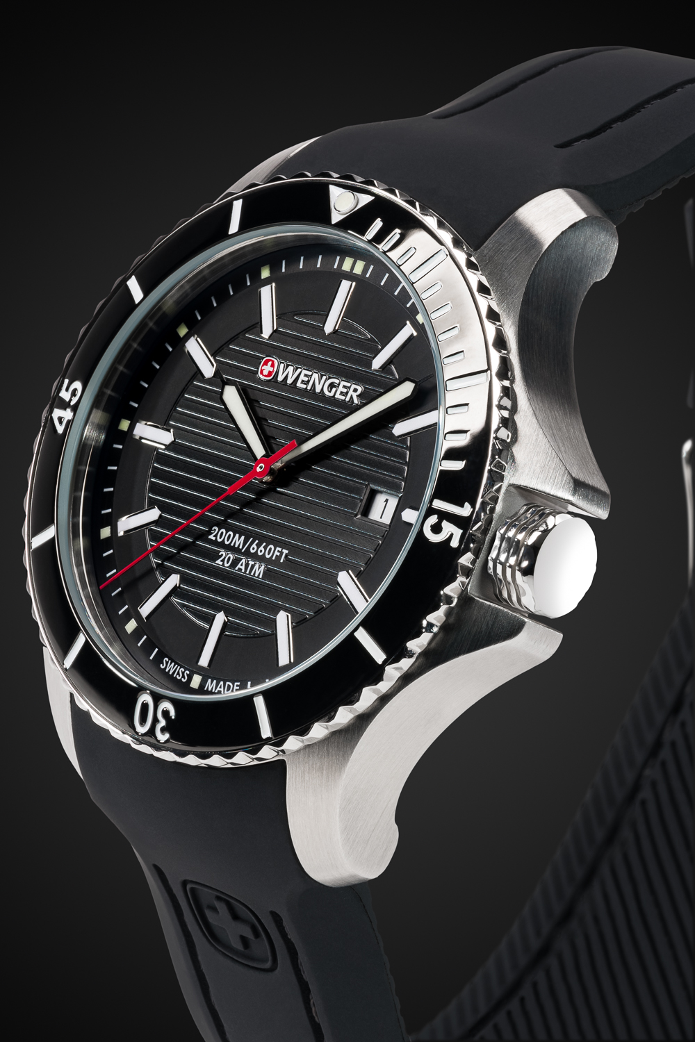 Wenger diver watch outlet 200m