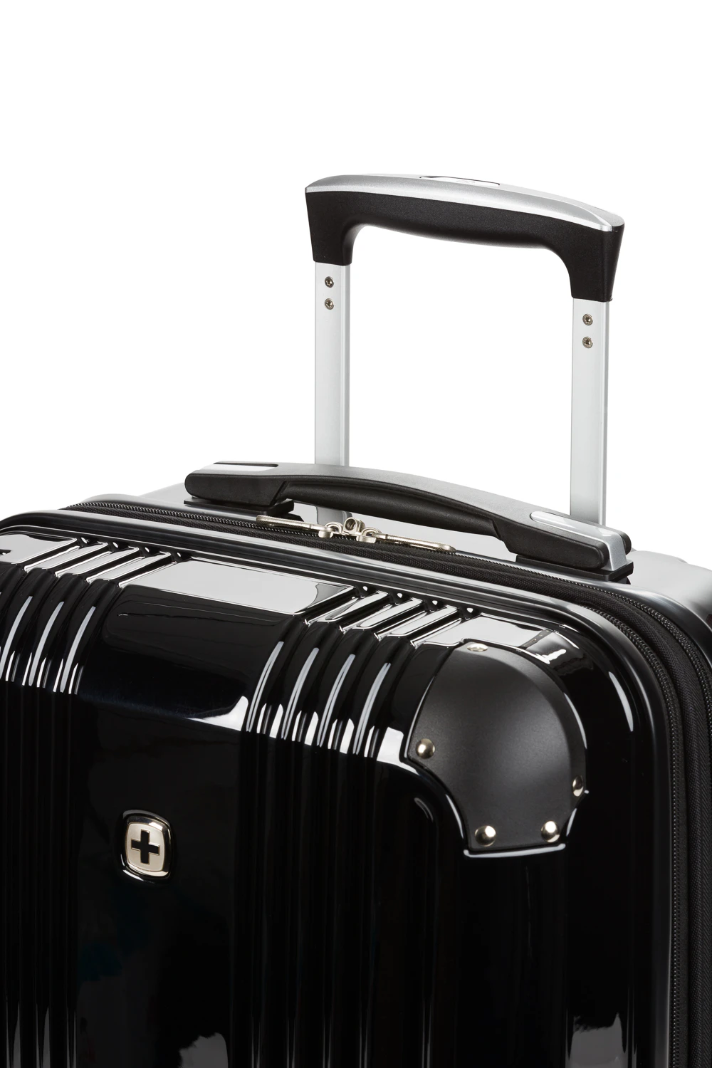 Swissgear 7786 20” Expandable Carry On Hardside Spinner Luggage Black