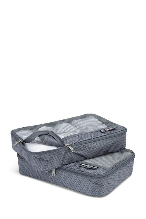 Swissgear Sion Collection CarryOn Hardside Luggage with 2 Packing Cubes Dark Silver