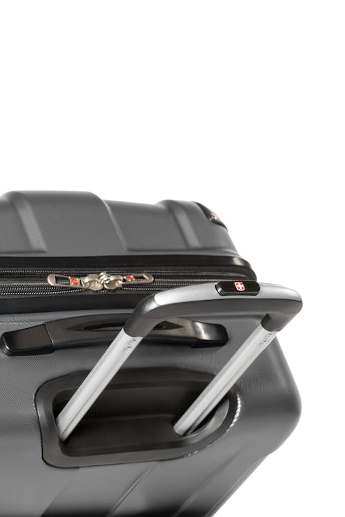 Swissgear Protector Collection Hardside Luggage 3 Piece Set  Retractable push-button handle