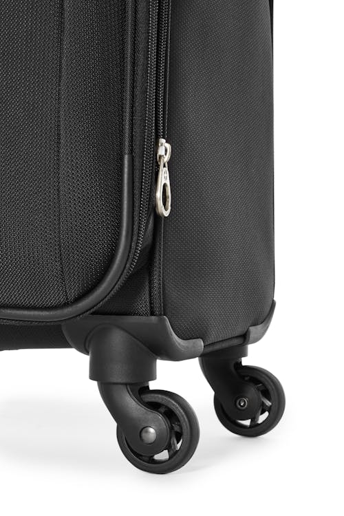 Swissgear Classic Collection Upright Luggage 3 Piece Set  Four 360 degree, multi-directional liteweight spinner wheels