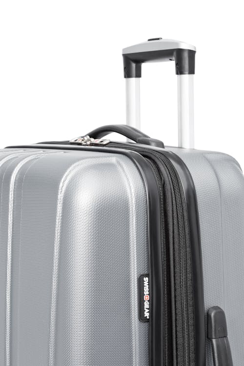 Swissgear Collection de bagages Pinnacle - Ensemble de 3 valises rigides (24 et 28 po Seulement)  Poignées moulées sur le dessus et sur le côté