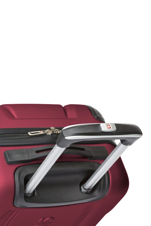 Swissgear Central Lite Collection Hardside Luggage 3 Piece Set  Aluminum, push-button locking telescopic handle