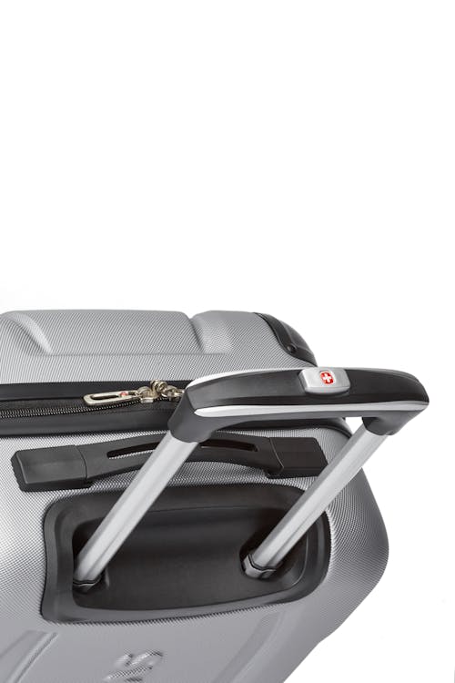 Swissgear Central Lite Collection Hardside Luggage 3 Piece Set  Aluminum, push-button locking telescopic handle
