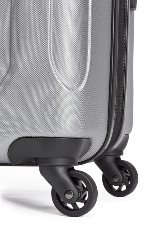 Swissgear Central Lite Collection Hardside Luggage 3 Piece Set  Four 360 degree, multi-directional liteweight spinner wheels 