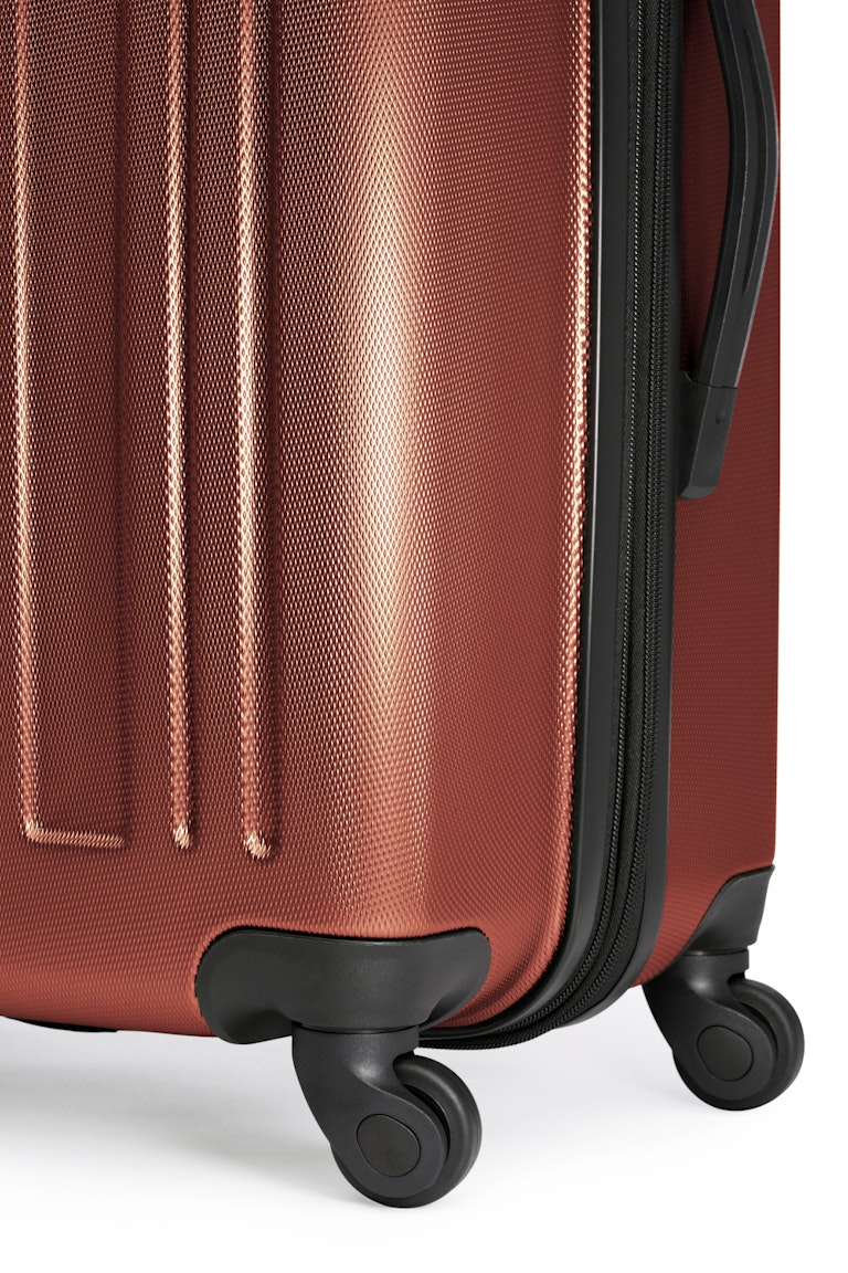 Swissgear TRAVELITE Collection 28Inch Expandable Hardside Luggage