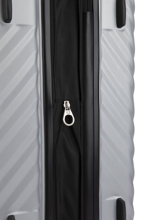 Swissgear MOD Collection 28Inch Expandable Hardside Luggage Silver