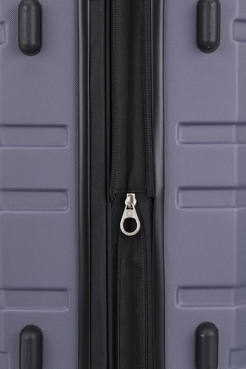 Swissgear Smooth 2 Collection 3 Piece Expandable Hardside Luggage Set