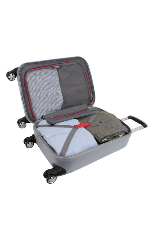 Swissgear 6151 20 Deluxe Hardside CarryOn Spinner Luggage